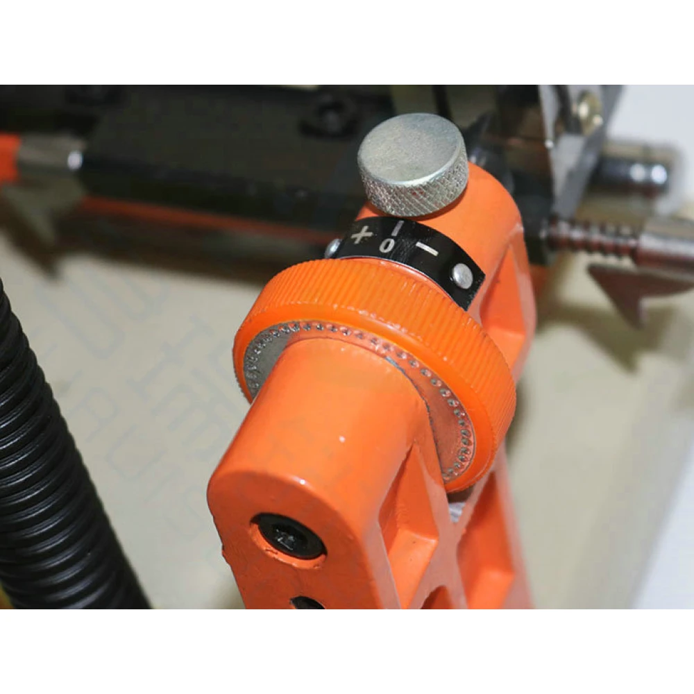 Defu 2as Horizontal Laser Key Cutting Machine for Locksmiths