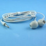 Comfortable and Compatible White iPod Earphones satkit