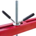 Vista lateral del soporte elevador para motores 500kg con patas antideslizantes