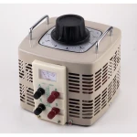 Conexiones de bornes para cables con conectores de horquilla en variac 5kva