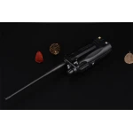 Walkie Talkie Baofeng UV82 en uso exterior para comunicación inalámbrica